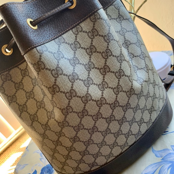 Gucci sherry line crossbody bucket bag - Picture 4 of 13